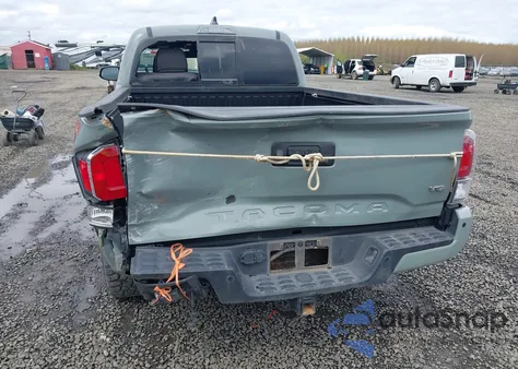 2023 Toyota Tacoma Trd Off Road z USA, uszkodzony, nr VIN 3TMDZ5BN8PM155772